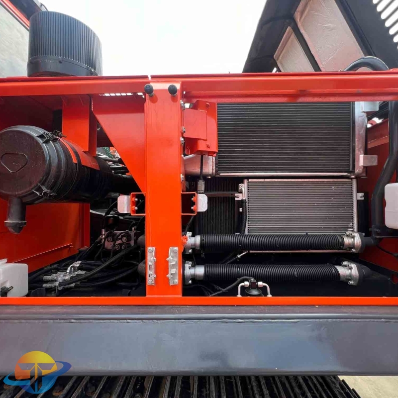 Large machinery Doosan DX300LC-9C excavator good performance second-hand excavator for sale