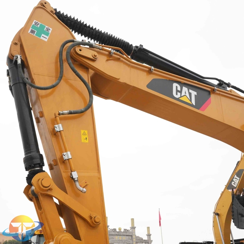 High-quality second-hand excavator Caterpillar CAT330D2L excavator is hot on sale online