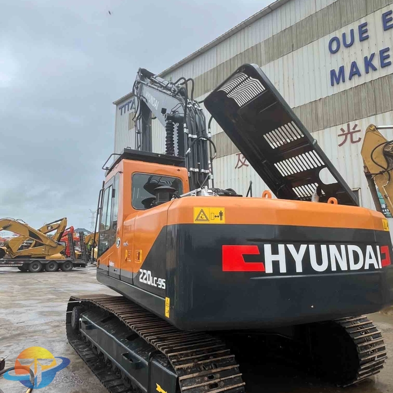 Hyundai 220LC-9C original Korean second-hand crawler excavator with good maintenance and high quality with engine, transmission and gear for sale.