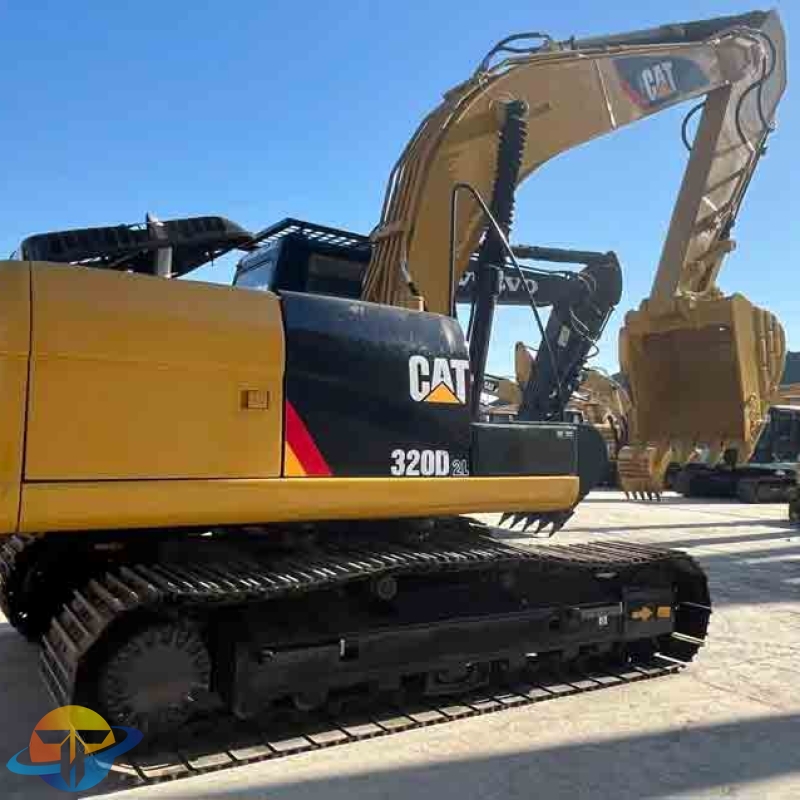 Caterpillar CAT320D2L used excavators are in good condition, priced well, and are popular worldwide.