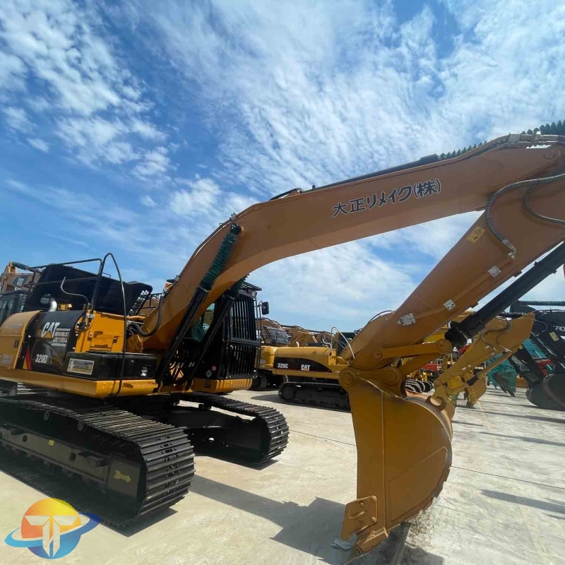 Original Caterpillar CAT320D2L excavator large second-hand construction machinery multi-purpose hydraulic excavator with high fuel efficiency and low maintenance for sale.