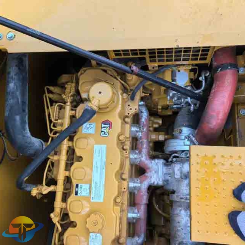 Caterpillar CAT336 excavator, a hydraulic crawler excavator used for heavy construction and mining.