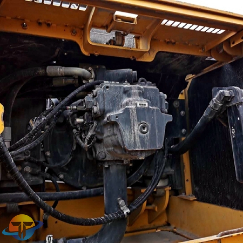 used Komatsu PC300-7 excavator in good condition and low price