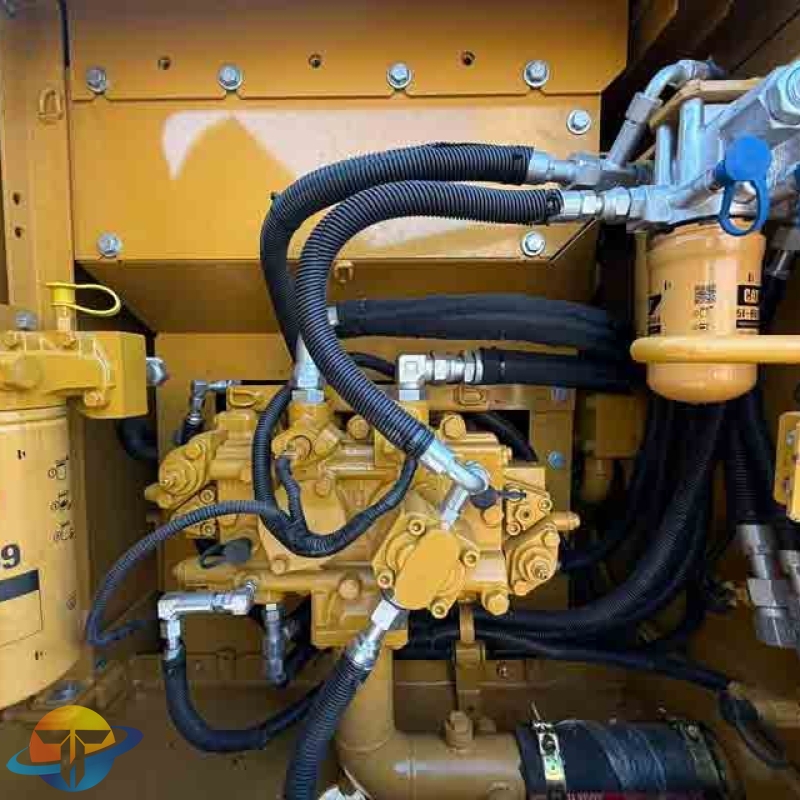 High-quality hydraulic pump for a used Caterpillar 315D2 excavator, quality guaranteed, stable performance, available for sale.