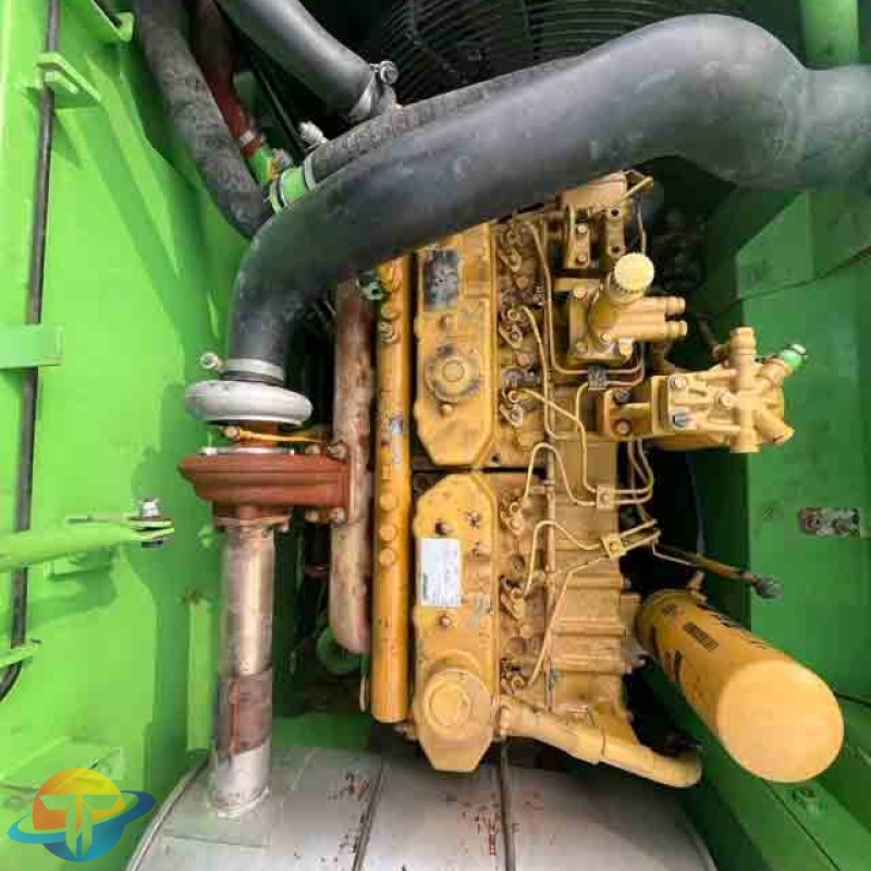 Hot-selling Caterpillar 323D2L excavator, used construction equipment, heavy-duty large excavator.