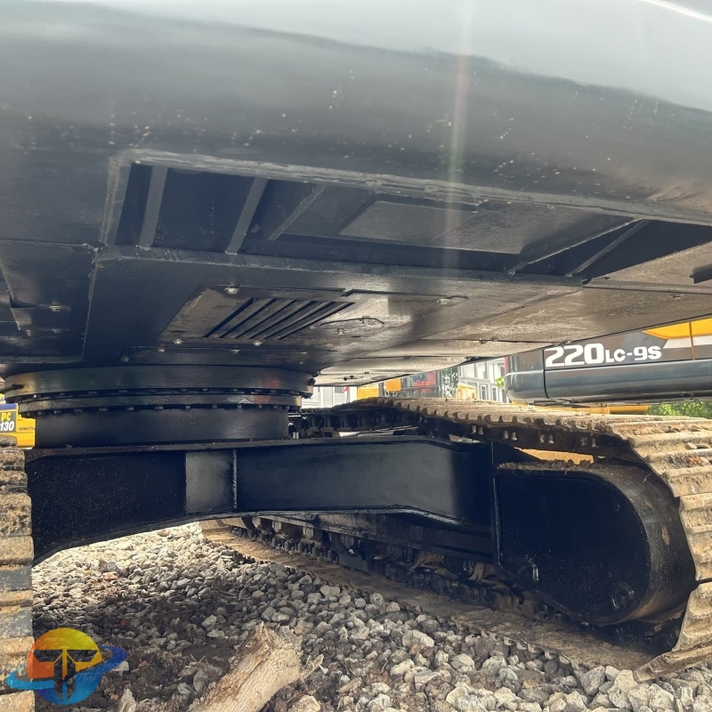 Best quality used Hyundai 220LC-9C excavator cheap price in good condition