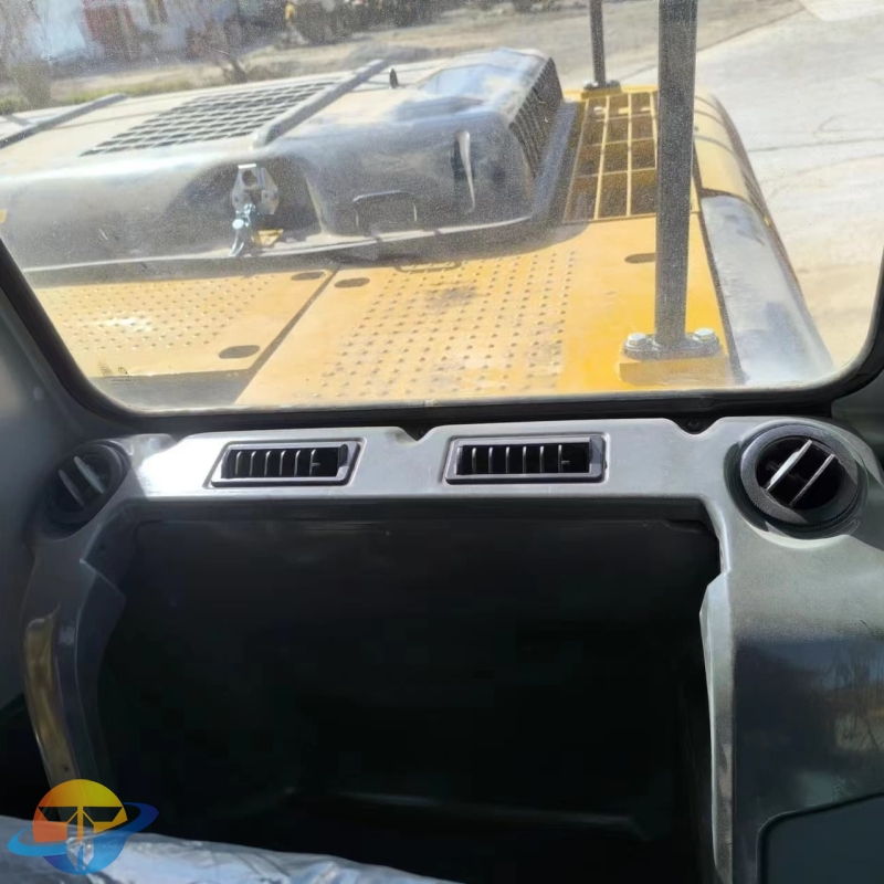 Used Caterpillar CAT323D2L excavator with core engine for sale cheap