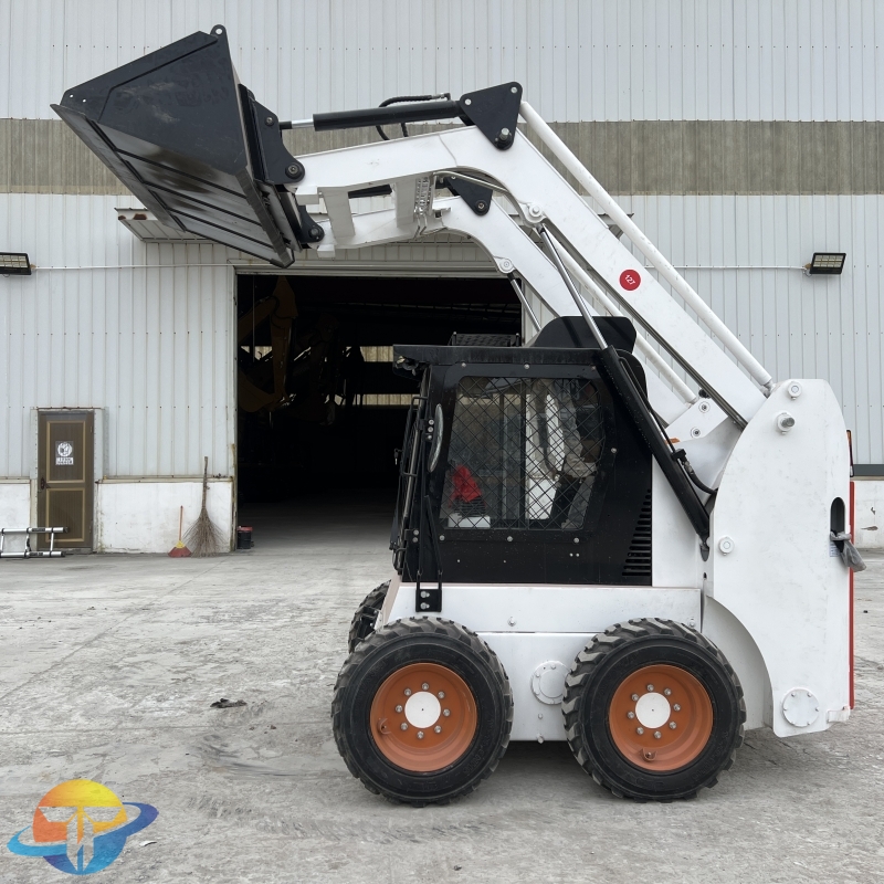 Second hand skid steer loader high operation low price reasonable use
