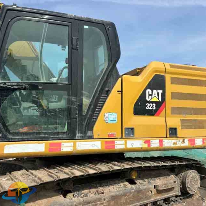 2018 Caterpillar CAT323 excavator, high-spec model, original parts, powerful and in high quality, for sale.