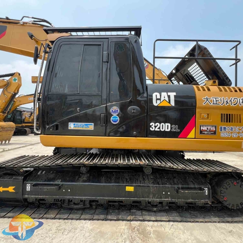 20 ton medium excavator used Caterpillar CAT320D2L excavator high quality direct sales