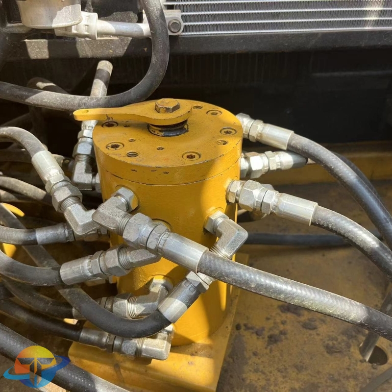 Used excavator Caterpillar 320D2L for sale with good after-sales service and favorable price