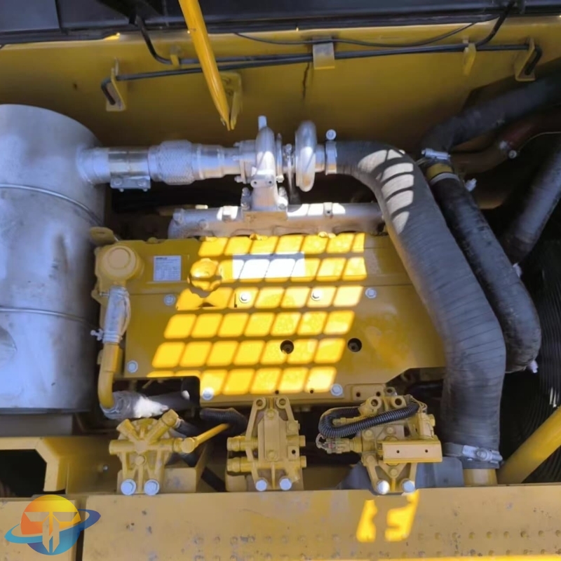 High quality second-hand excavator Caterpillar CAT320D2L excavator cheap and easy to operate