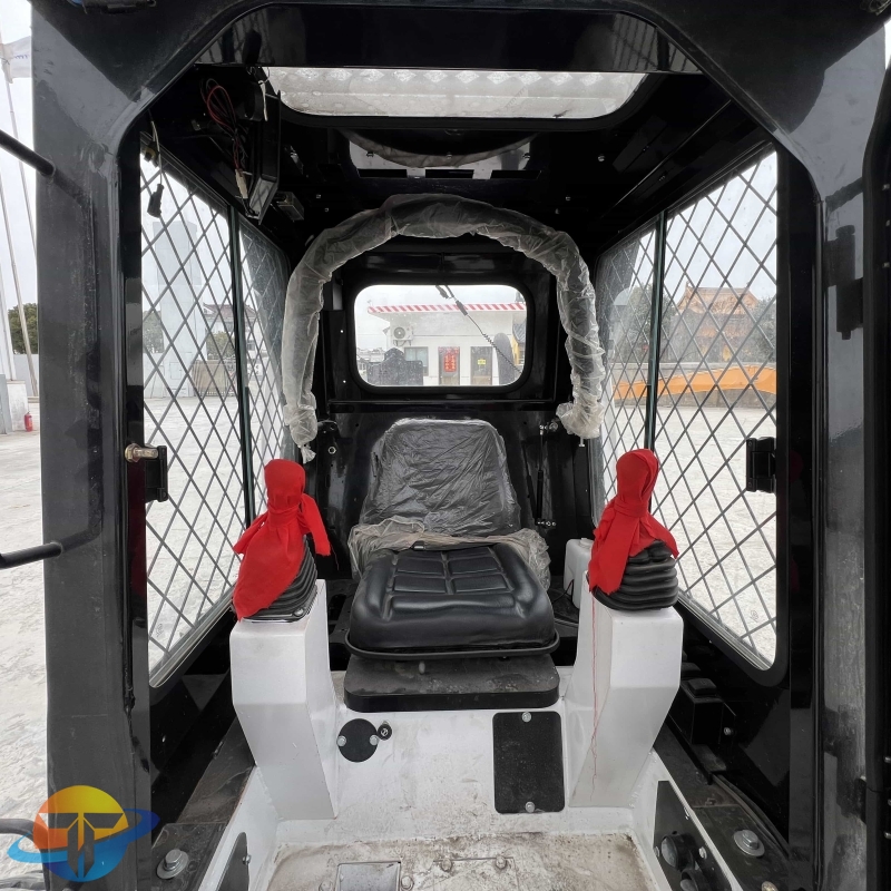 Lightly used Skid steer ZT18 high quality guarantee low price
