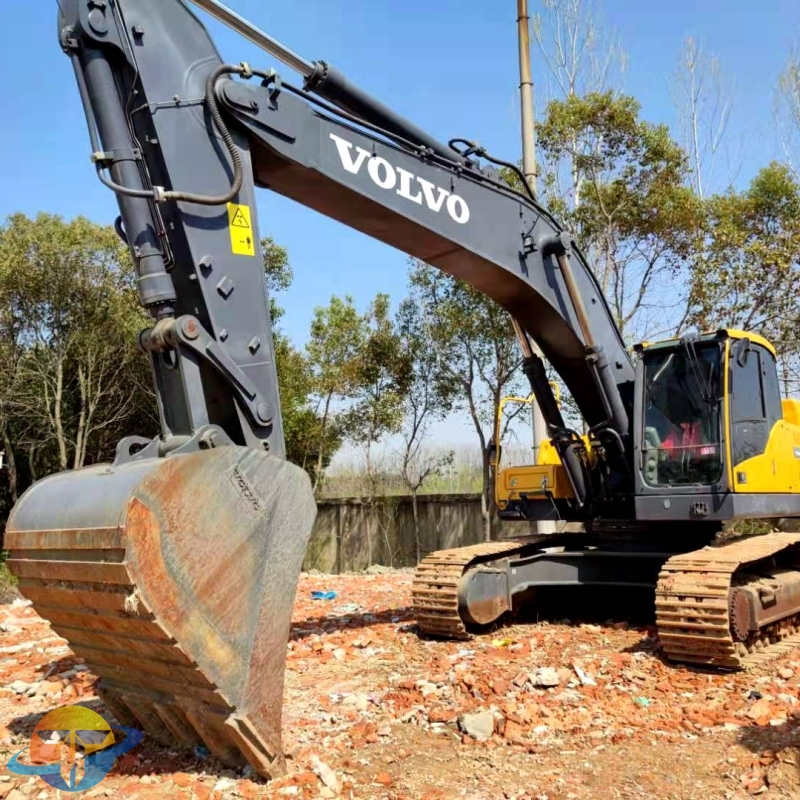 Second-hand Volvo EC380D excavator for sale at low price and high quality guarantee