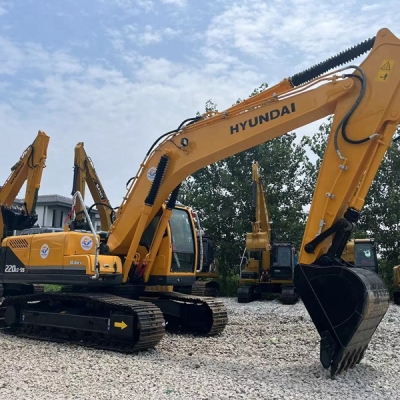 Yundai R220-9S excavator second-hand excavation energy consumption good price cost performance