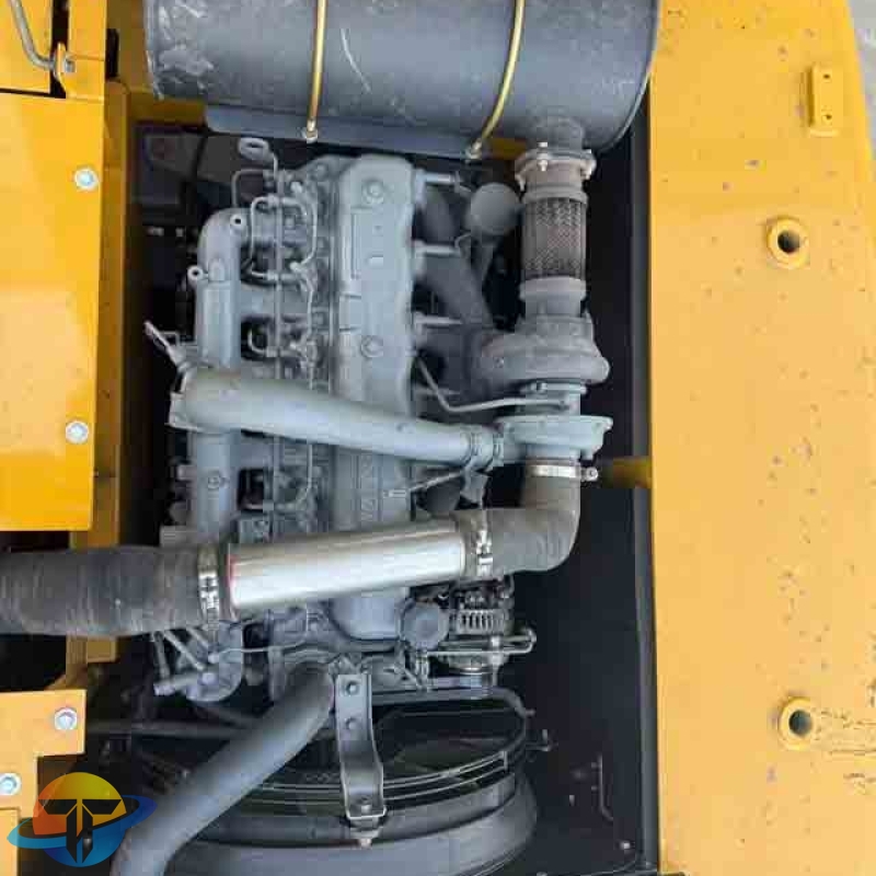 The best-selling XCMG XE215CA excavator in China is an economical choice and is available for immediate sale.