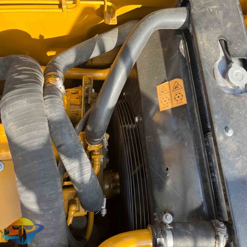 Imported from Japan, used Caterpillar 323D2L excavator for general construction use.