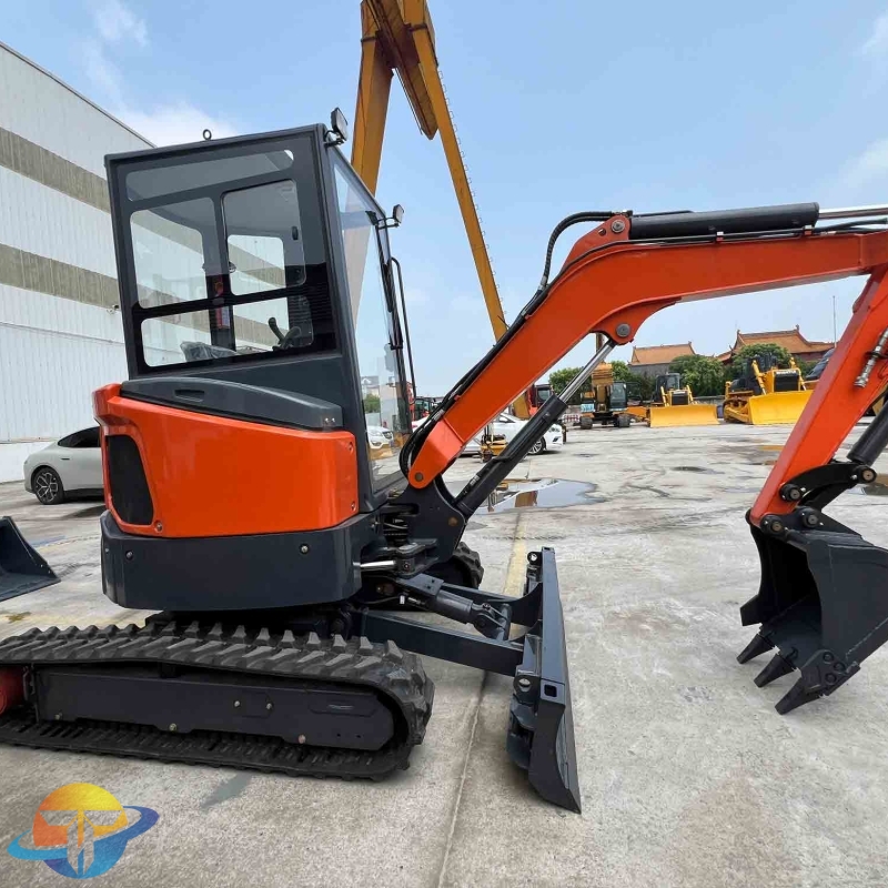 Second-hand small excavator YANMAR Mini Excavator price friendly