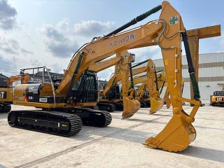 Caterpillar CAT323D2L excavator