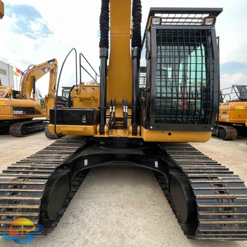 Caterpillar CAT320D2L excavator crawler excavator used machine in excellent condition