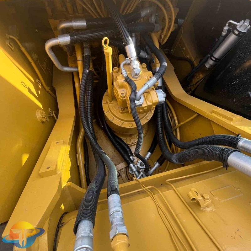 New original Caterpillar 329D2L excavator Japanese crawler excavator 329D2L used in good condition for sale.