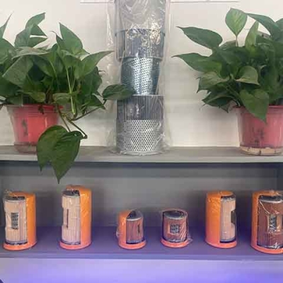 Excavator diesel engine oil filter for sale at low price