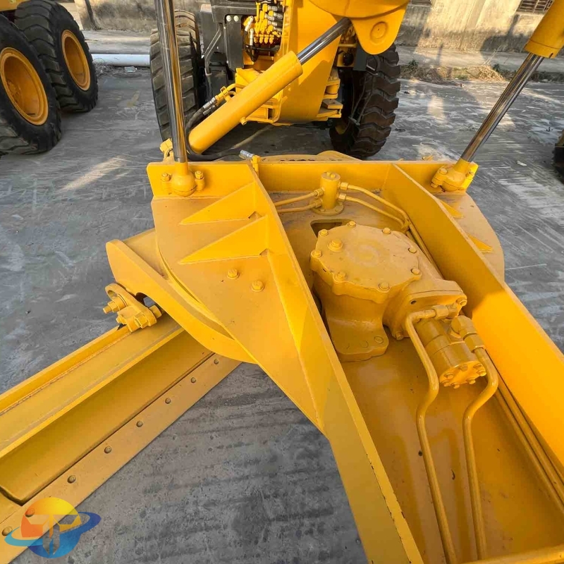 Used construction machinery Komatsu GD655 Motor Grader for sale cheap