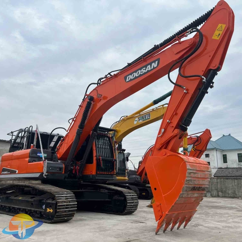 Second-hand Doosan DX260LC-9C excavator direct sale low price for sale Unmatched value Welcome to inquire