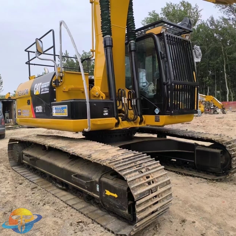 Used Caterpillar CAT320D2L excavator high quality and good price