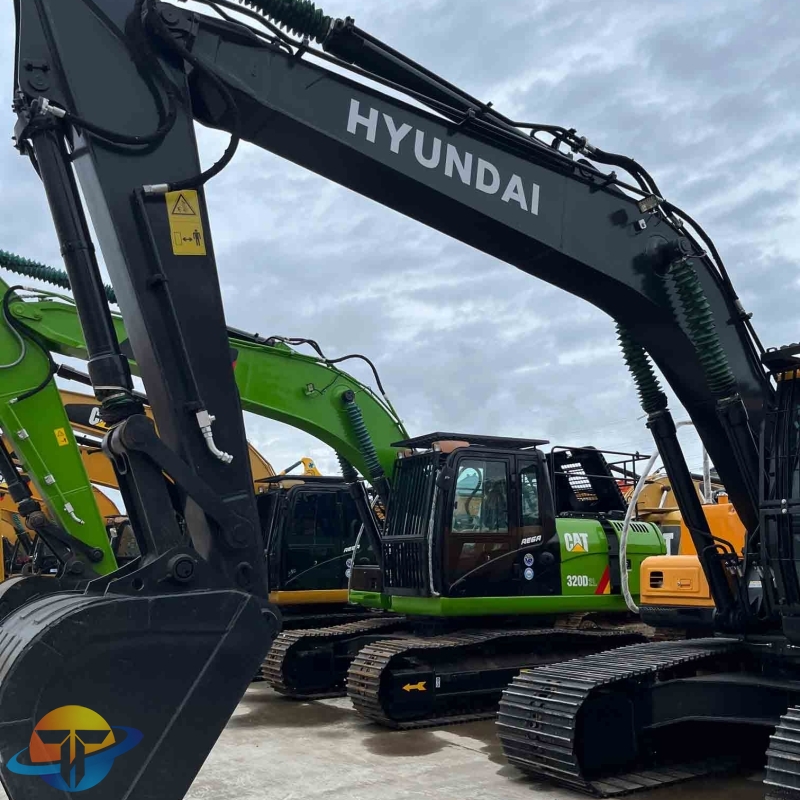 Hyundai 220LC-9S used hydraulic excavator is environmentally friendly and low energy consumption and is hot selling.