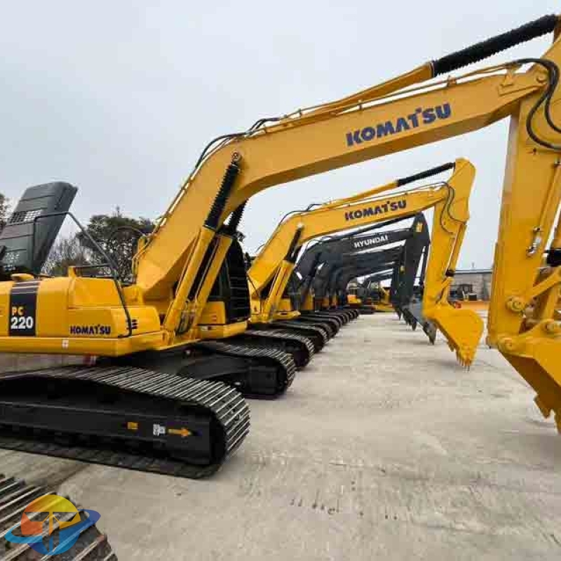 Komatsu PC220 Ace Machine is in good condition and original engine is available.