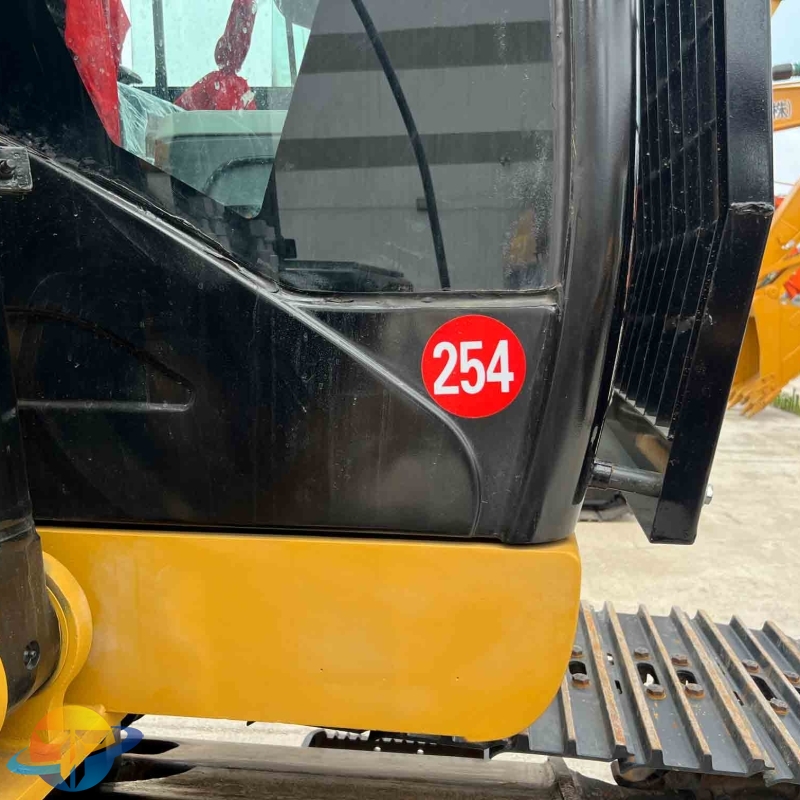 Caterpillar CAT320D2L excavator crawler excavator used machine in excellent condition