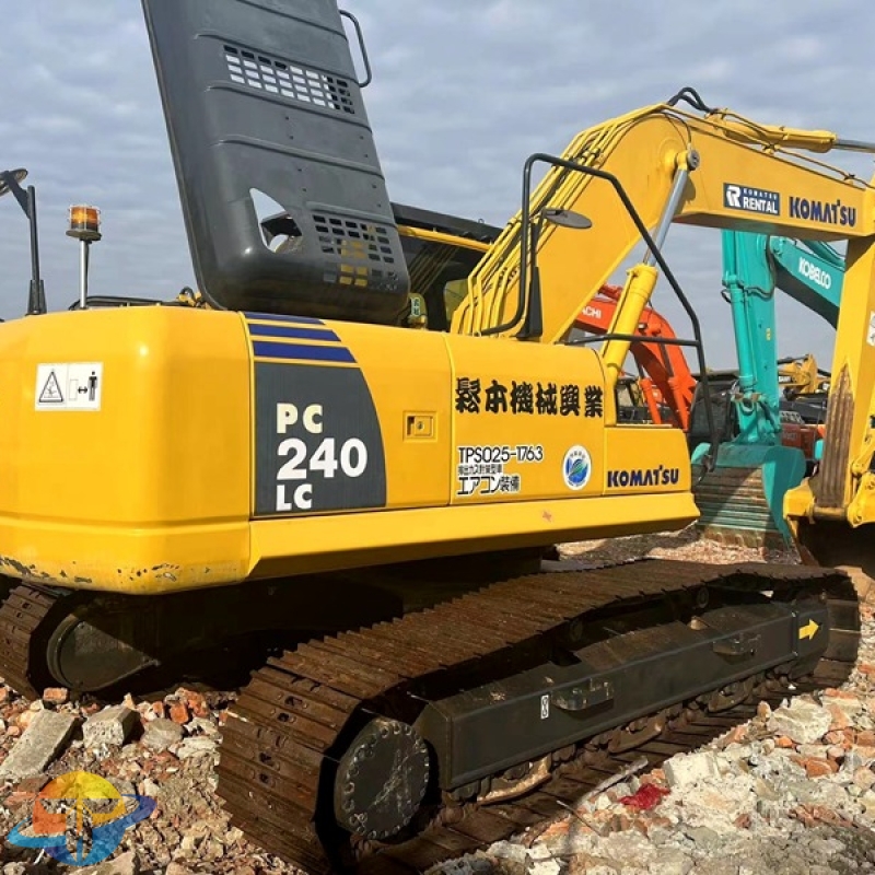 Used new arrival Kobelco SK260 excavator with short working time for sale