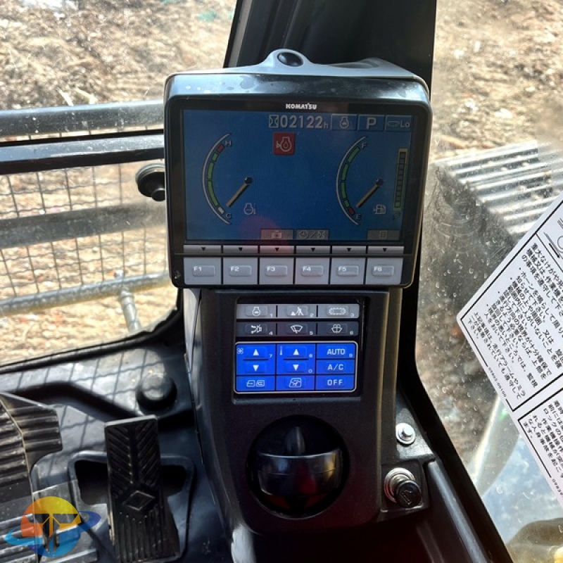 Second hand Komatsu PC240LC-8 excavator original engine excavator high quality