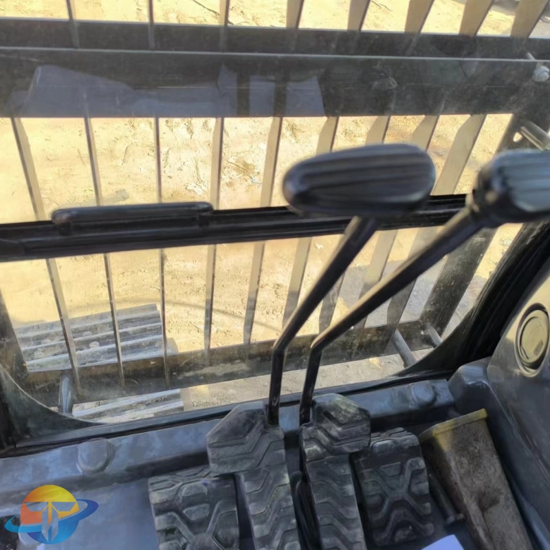 Used Caterpillar CAT323D2L excavator with core engine for sale cheap