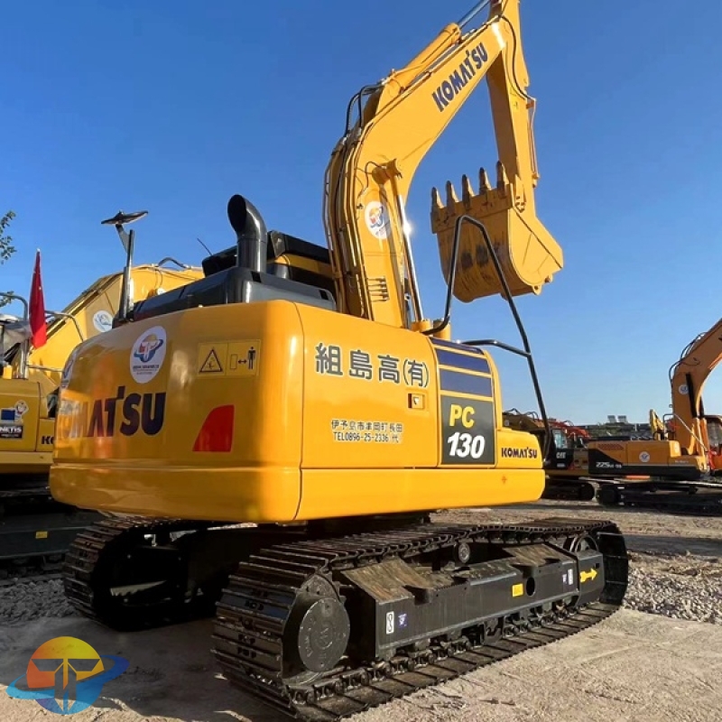 Komatsu PC130-7 excavator small excavator used construction machinery for sale