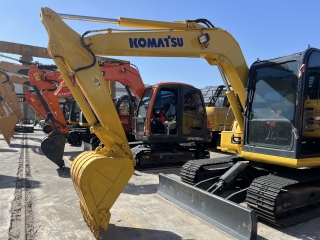 Komatsu 70