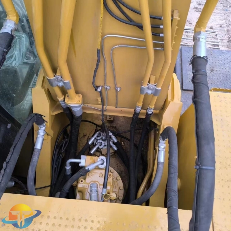 Construction Caterpillar 329D2 excavator in good condition second hand for sale