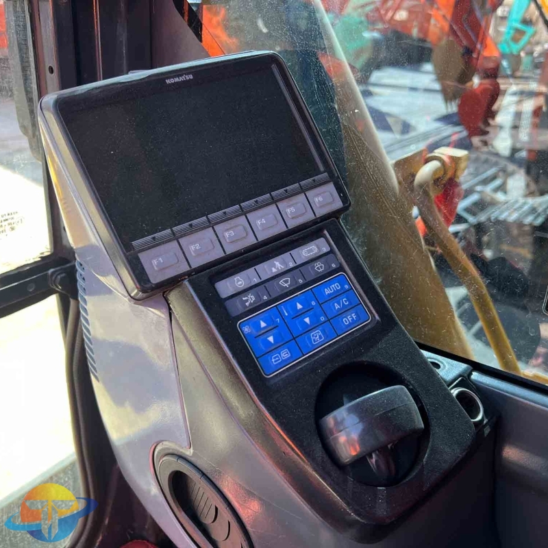 Spot sales of used excavators Komatsu PC70-8 excavator crawler excavator is hot selling