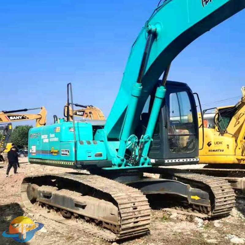 used Kobelco SK200-6E excavator crawler excavator low price