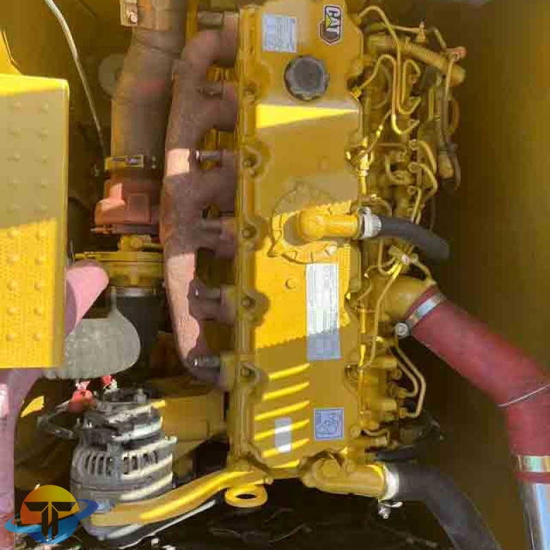 Caterpillar 330 high-spec excavator with strong power output and in good condition; used tracked excavator for sale.