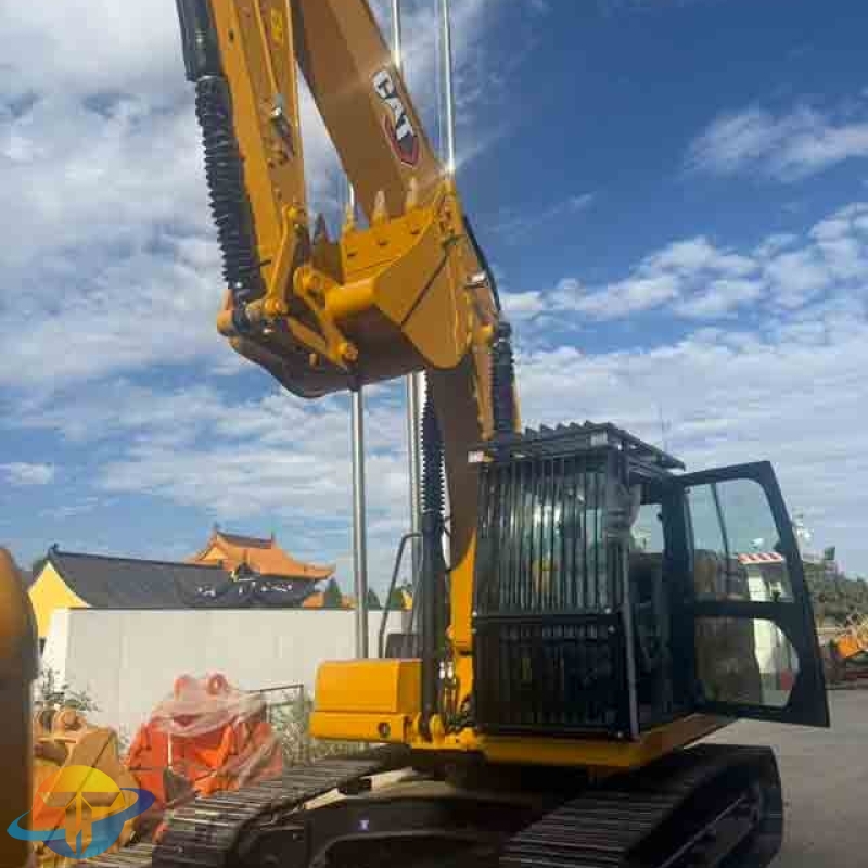 A used Caterpillar 323 tracked excavator is available for sale. It is powerful and in good condition.