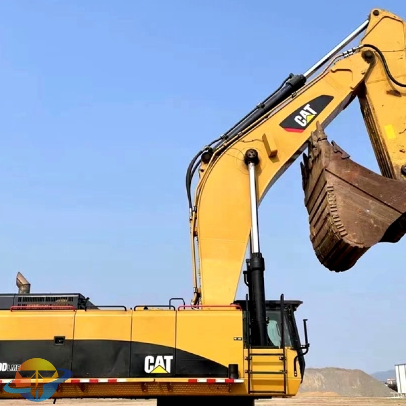 used Caterpillar CAT390DL excavator less working time high quality low price