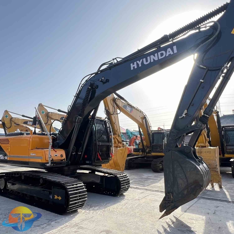 Used high quality excavator Hyundai 220LC-9S excavator Top performance and quality Now for sale at a low price