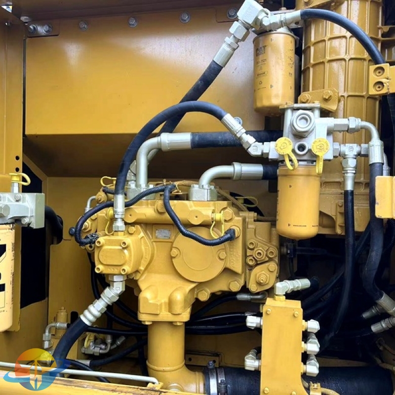 Caterpillar CAT323D2L excavator second-hand excavator with good performance and cheap price for sale