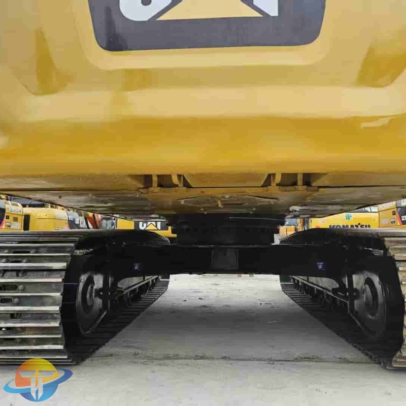 Low-hour used Caterpillar CAT323 excavator ready stock for sale at low price