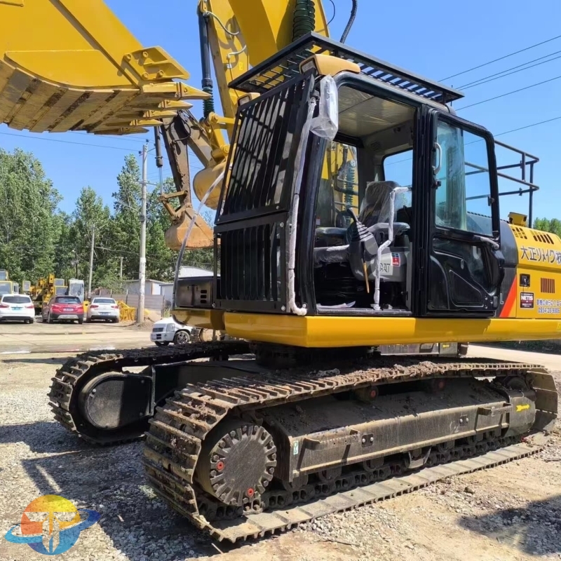 High quality second-hand excavator Caterpillar CAT320D2L excavator cheap and easy to operate