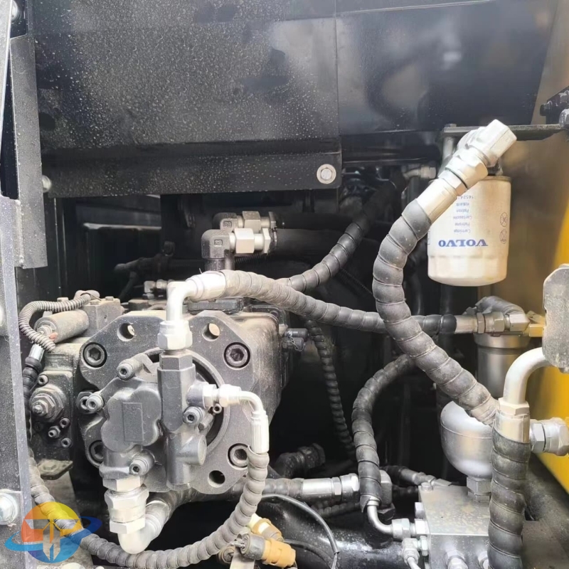 Volvo EC140 excavator used excavator Lowest price Highest quality