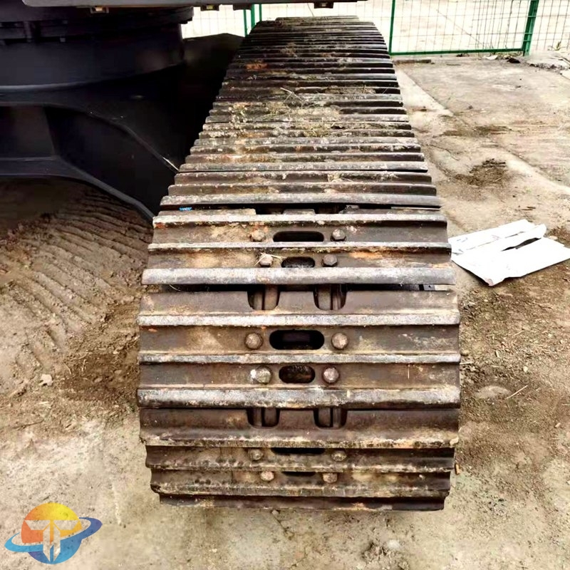 Used Hitachi ZX240-3 excavator for sale at low prices and with high quality guaranteed