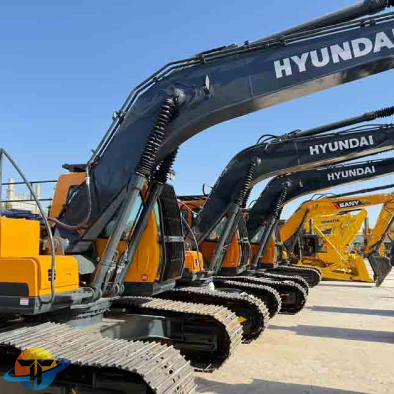 Hot-selling Hyundai HX220S excavator, a used tracked excavator with excellent performance, is available for sale.